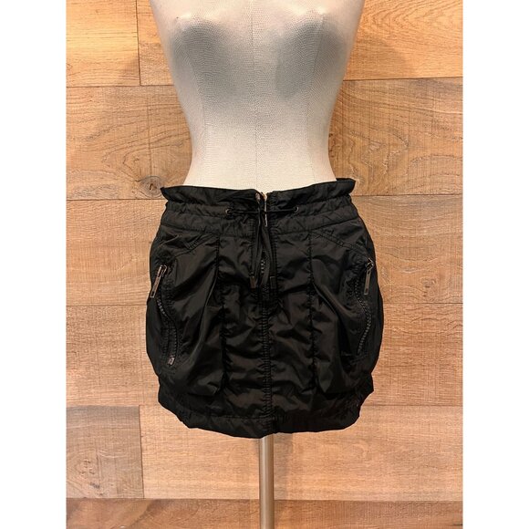 BURBERRY BLACK MINI SKIRT with zipper packets SIZE US 4 - Picture 3 of 9